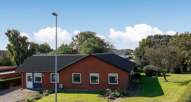 Vrangbækvej 2, Gærum, 9900 Frederikshavn